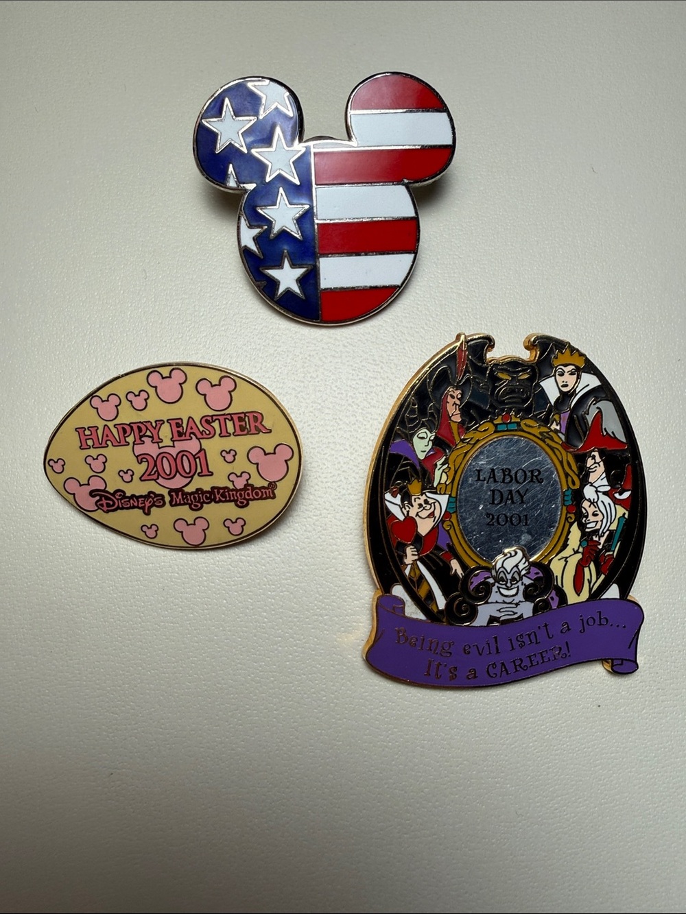 Disney Holiday Pins - Limited Edition